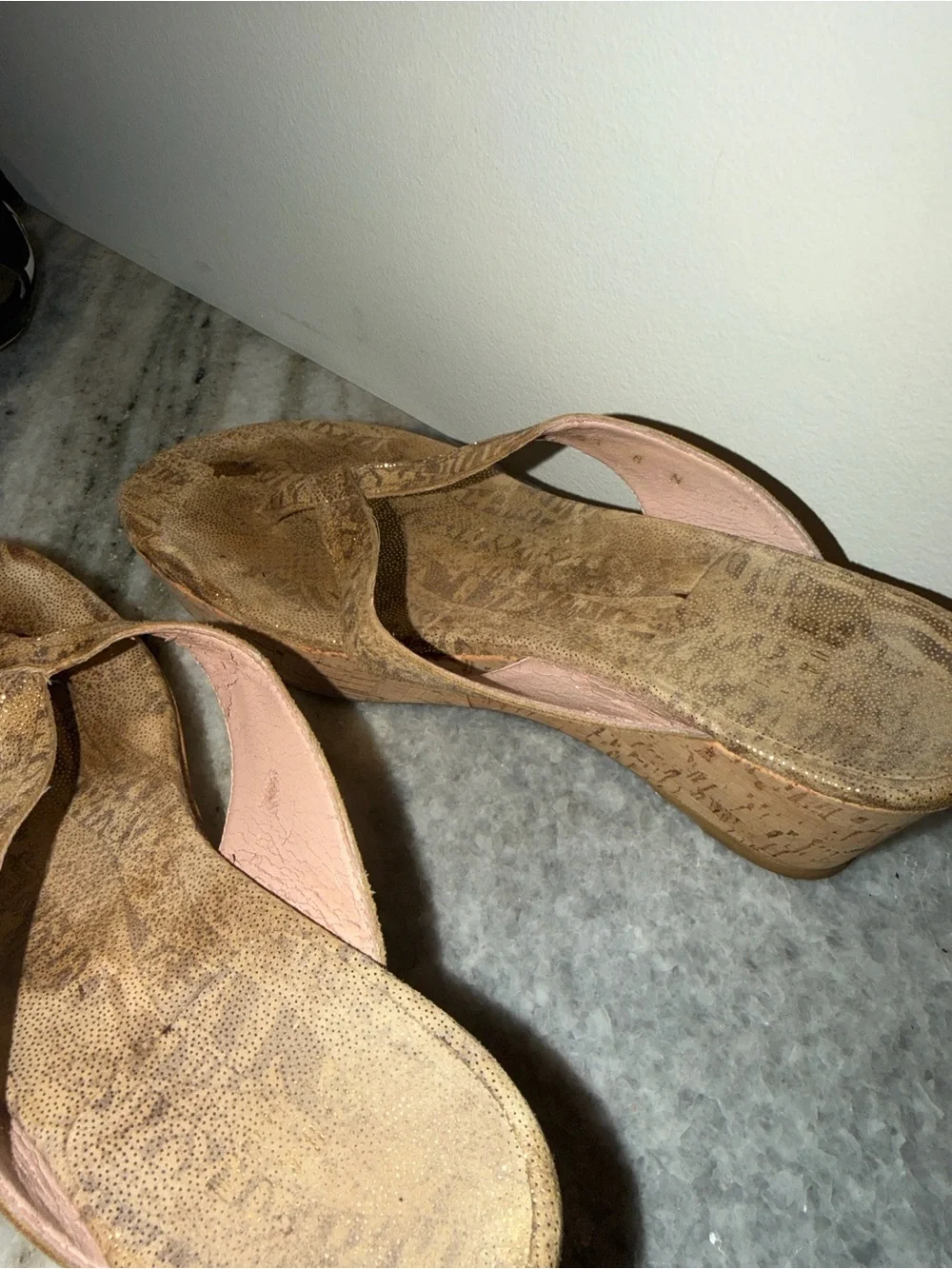 Stuart Weitzman Metallic Gold Cork Wedge Thong Sandals - Picture 4 of 4